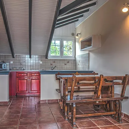 Legends Corfu シダリオン